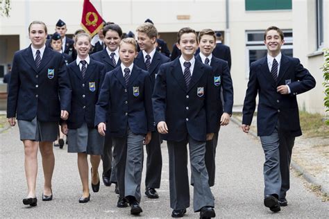 lycées de la défense|Les lycées militaires de la Défense .